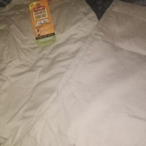 Wrangler Advanced Comfort Men’s Flat Front Khaki Pants - Light Cream